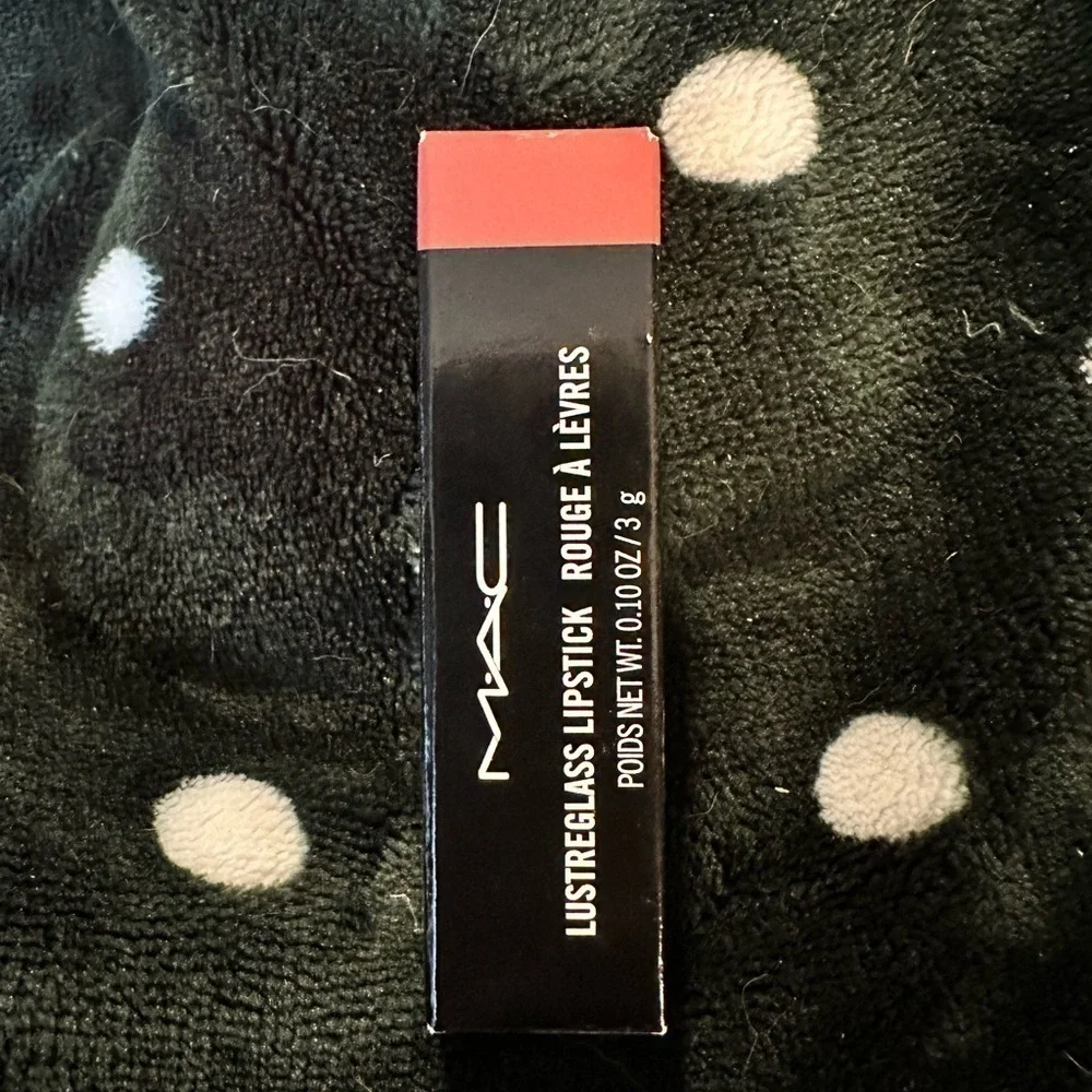 MAC LUSTREGLASS SHEER-SHINE LIPSTICK-See Sheer